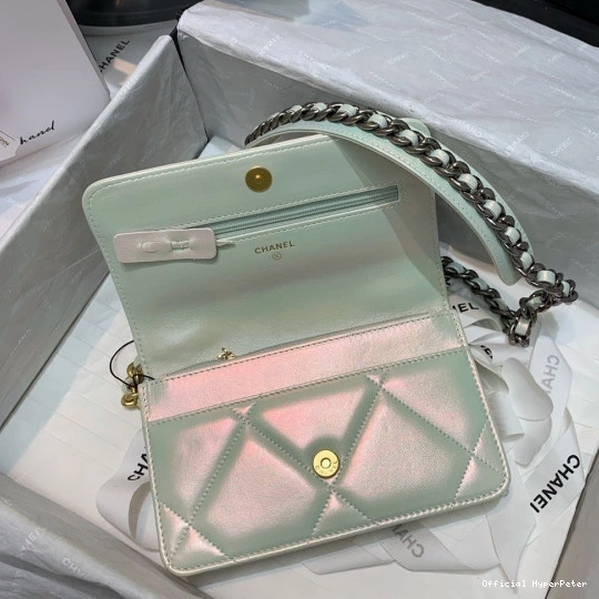 HyperPeter WALLET CHANEL19 ON CHAIN 0815